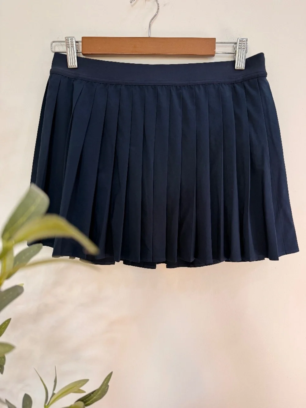 lululemon High-Rise Pleated Tennis Skirt 3" True Navy Size 8 - Picture 2 of 7